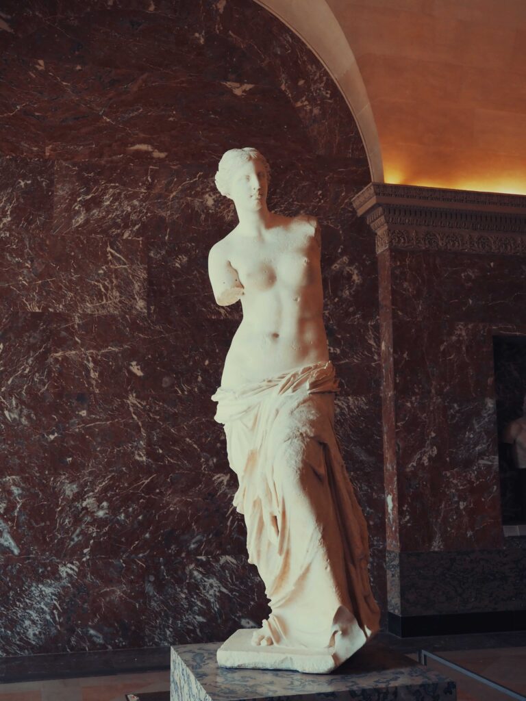 Venus de MIlo Louvre Museum