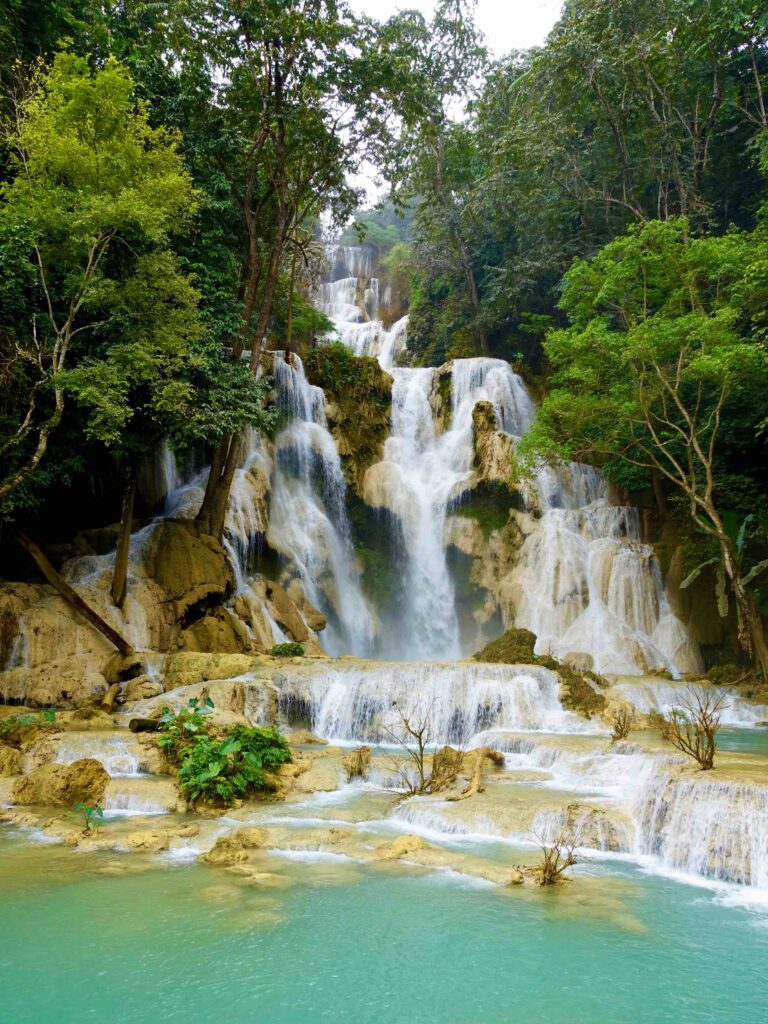 WASSERFALL LAOS